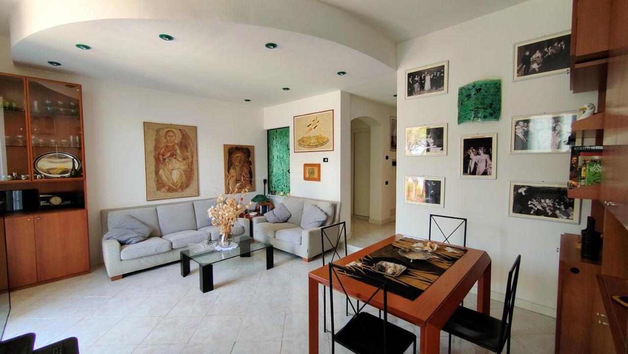 Un Balcone In Pineta Apartment Fezzano  Exterior photo